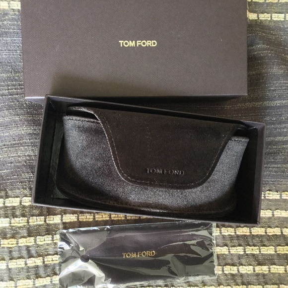Tom Ford Accessories Tom Ford Soft Brown Sunglasses Case New In Box Poshmark Tom Ford Accessories Tom Ford Soft Brown Sunglasses Case New In Box Poshmark